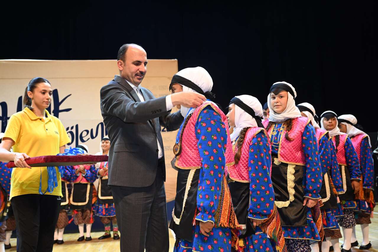 Konya’da 13 ilçe aynı sahnede! Büyük finalde 4 okul zirvede 9